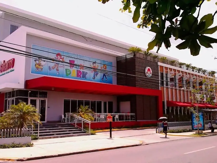 Airbnb Bella Vista Pool-Gym Santo Domingo Lejlighed